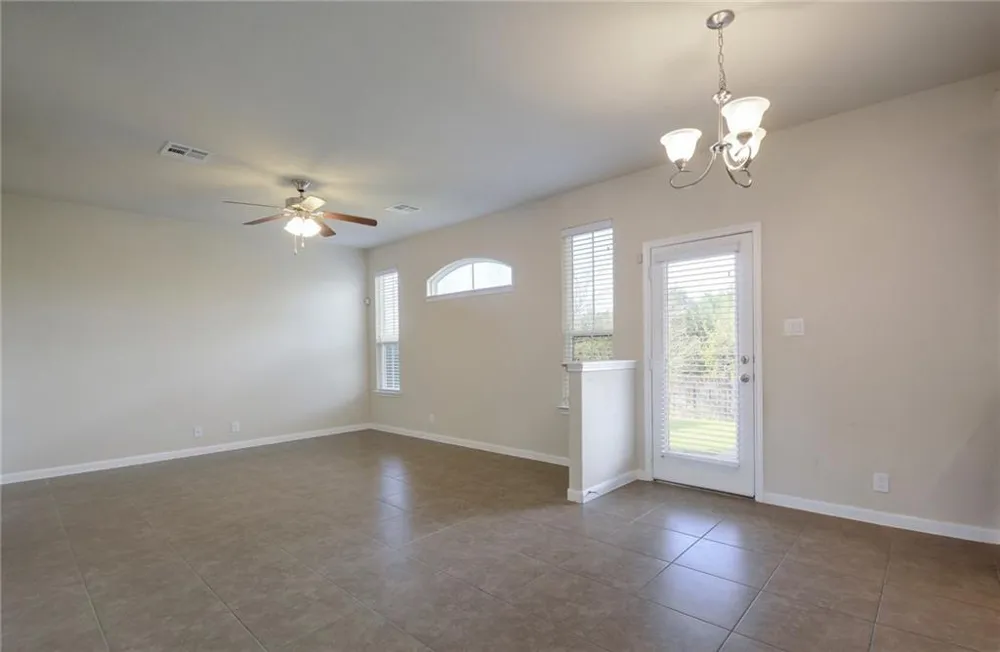 8528 White Ibis Drive Austin, TX 78729