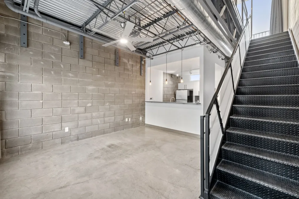 4801 S. Congress Avenue #H2 Austin, TX 78745