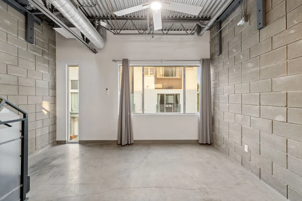4801 S. Congress Avenue #H2 Austin, TX 78745
