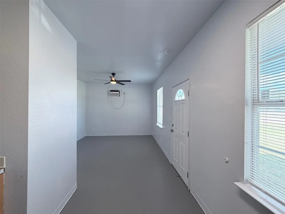 251 Zimmerman Avenue #B Bastrop, TX 78602