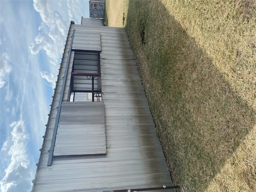 1351 CR 320 Granger, TX 76530