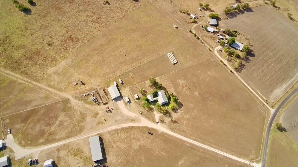 1351 CR 320 Granger, TX 76530