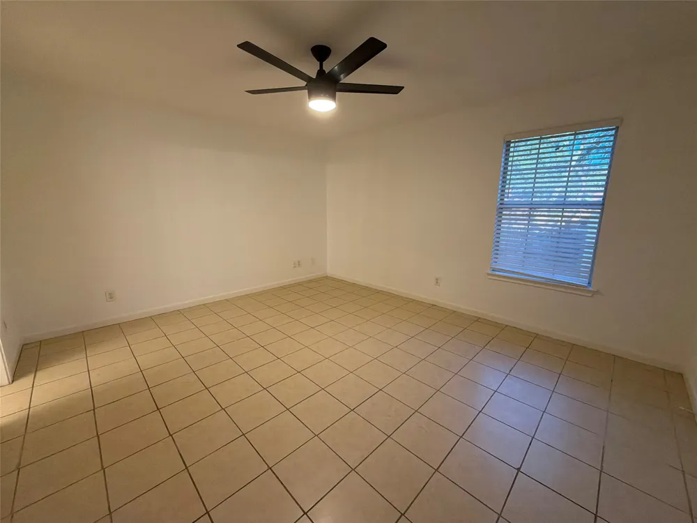 103 Mockingbird Circle Cedar Creek, TX 78612