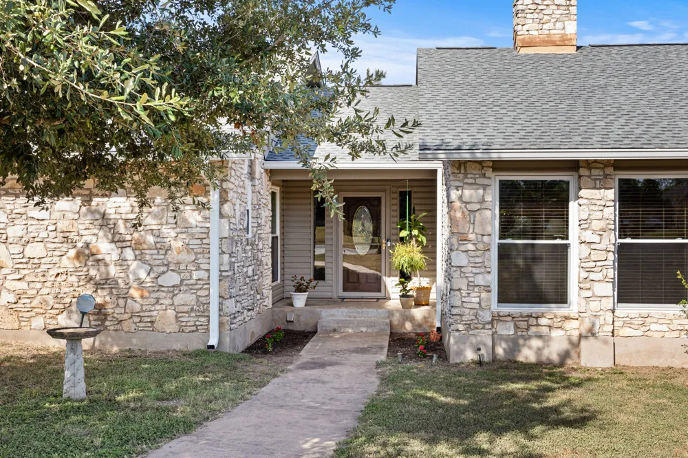 12709 Cholla Lane Manchaca, TX 78652