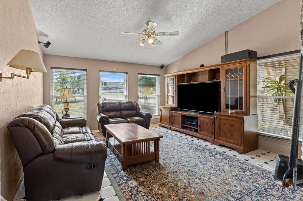 12709 Cholla Lane Manchaca, TX 78652