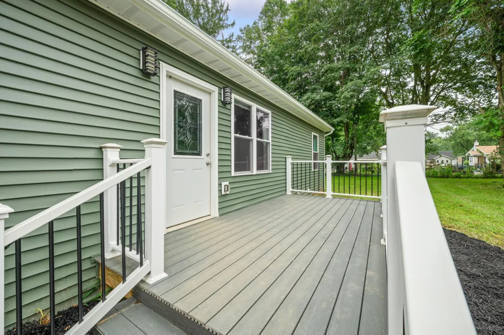 584 1st Court Niles, MI 49120