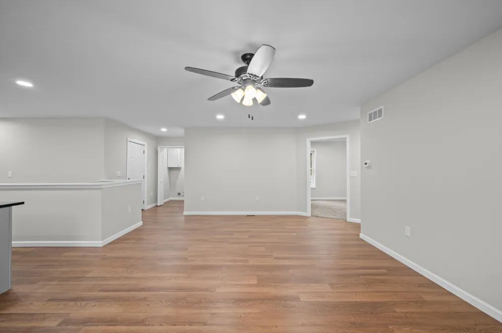 584 1st Court Niles, MI 49120