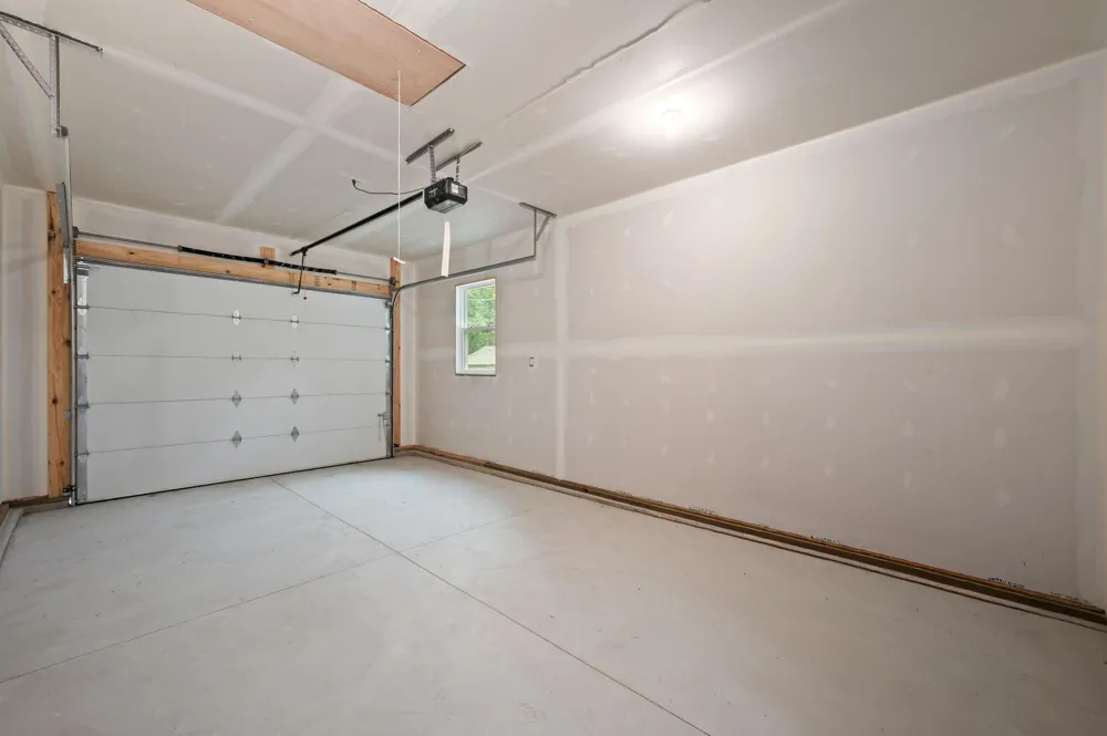 584 1st Court Niles, MI 49120