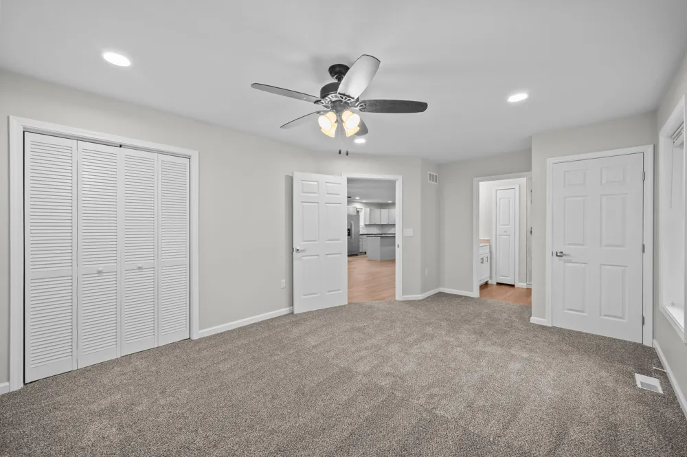 584 1st Court Niles, MI 49120