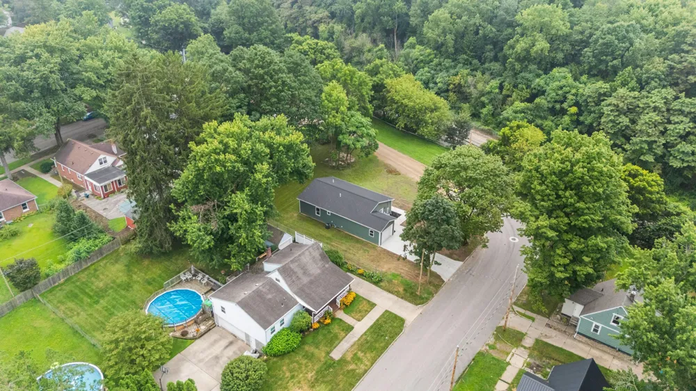 584 1st Court Niles, MI 49120