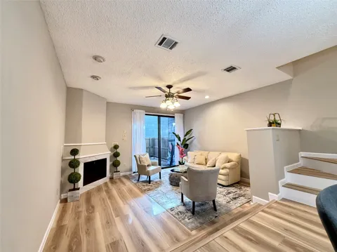 7122 Wood Hollow Drive #106