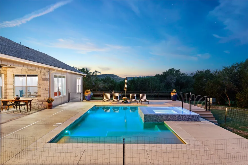 625 LAS COLINAS DRIVE Wimberley, TX 78676