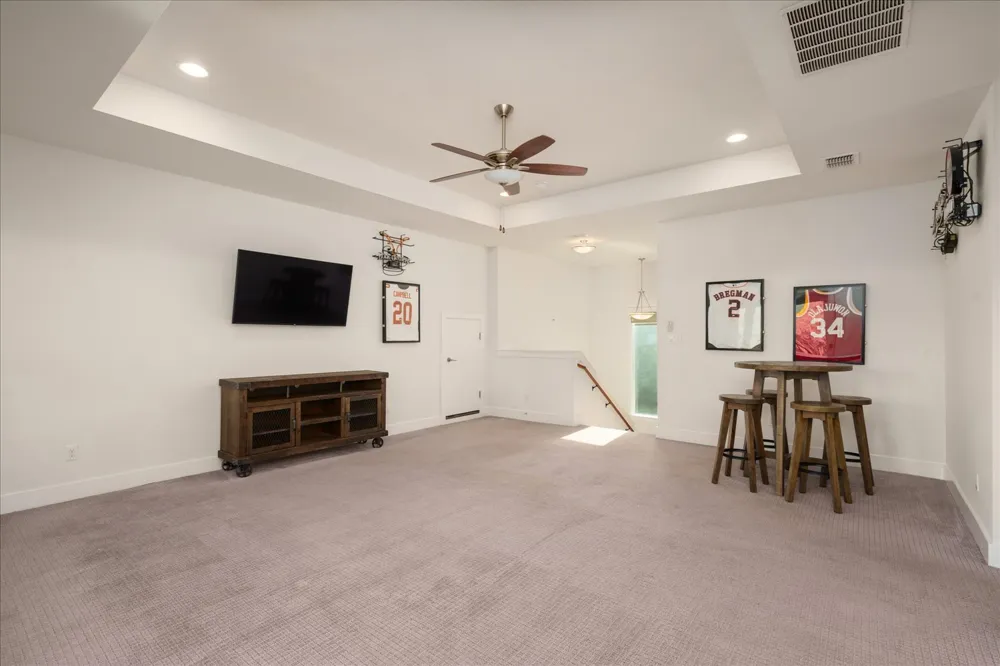 625 LAS COLINAS DRIVE Wimberley, TX 78676