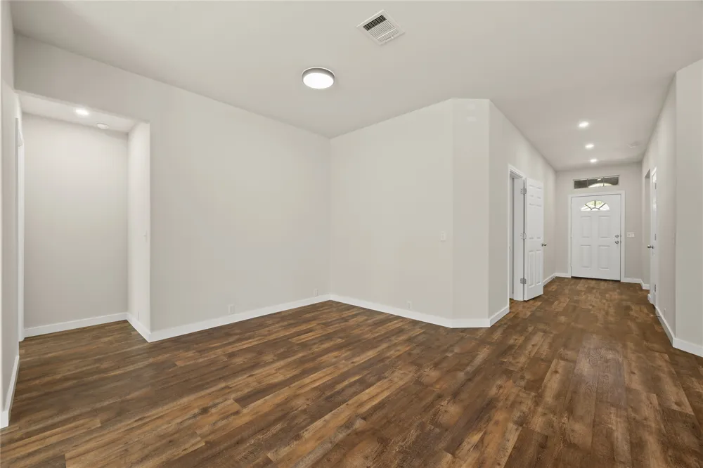 2208 John Tee Drive Cedar Park, TX 78613