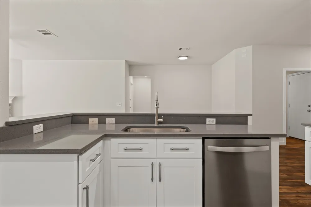 2208 John Tee Drive Cedar Park, TX 78613