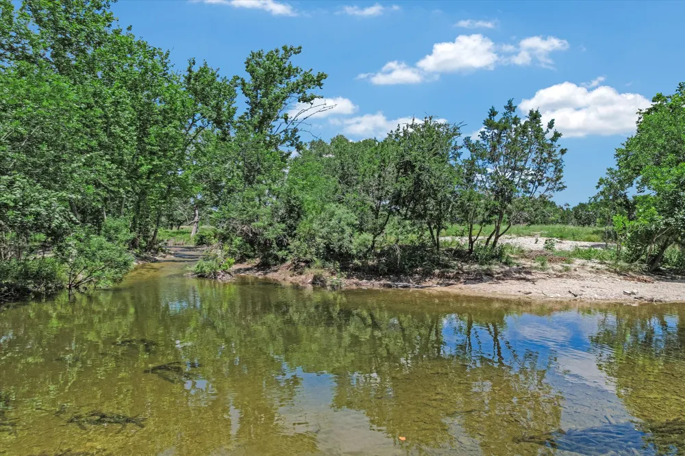 5150 CR 254 Bertram, TX 78605
