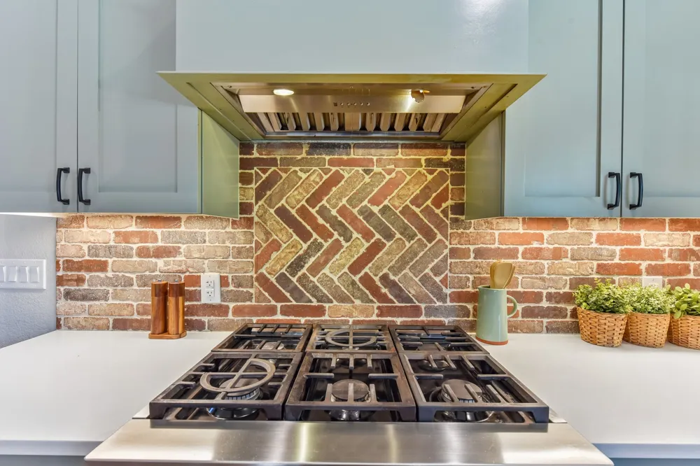 790 Private Road 905 Liberty Hill, TX 78642