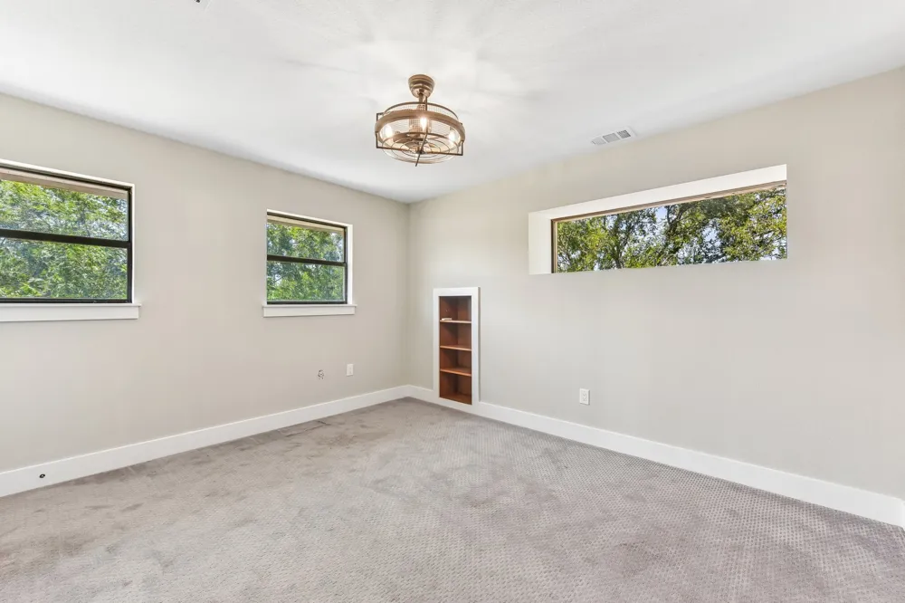 790 Private Road 905 Liberty Hill, TX 78642