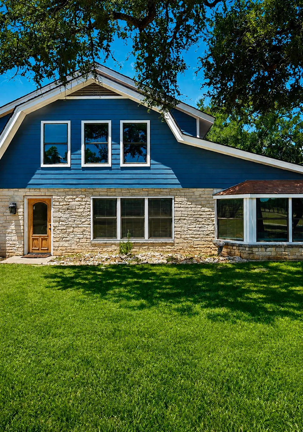 790 Private Road 905 Liberty Hill, TX 78642