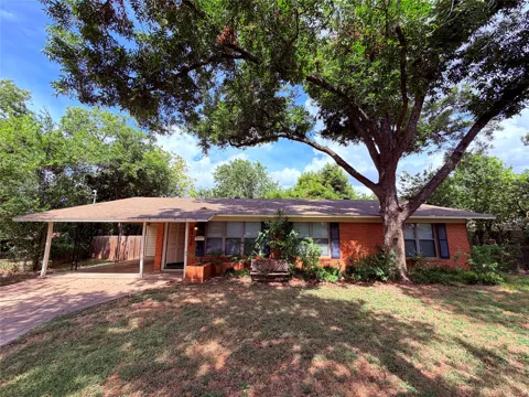 5915 Sunshine Drive