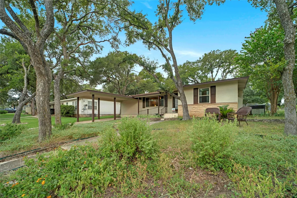 107 Mandalay Lane San Marcos, TX 78666