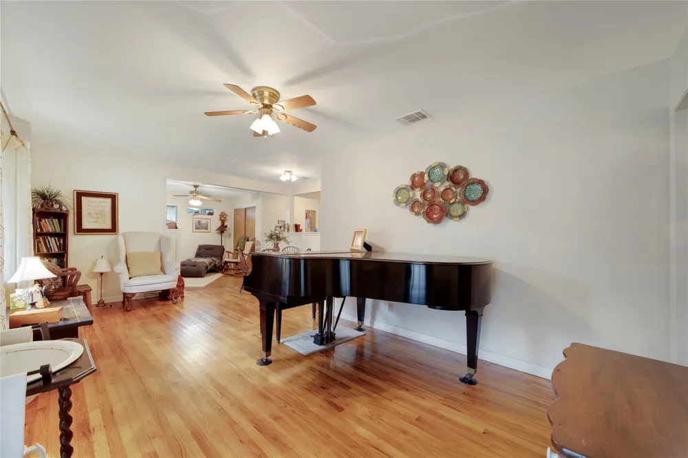 107 Mandalay Lane San Marcos, TX 78666