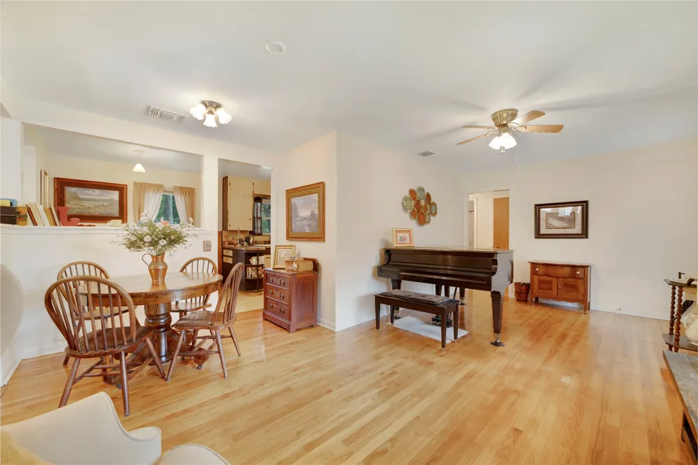 107 Mandalay Lane San Marcos, TX 78666