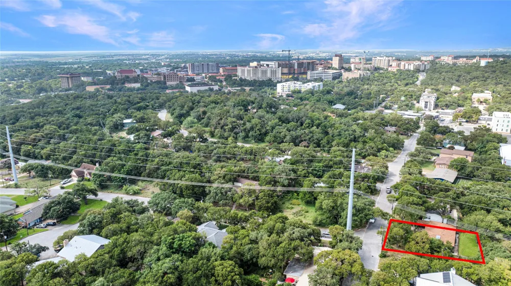 107 Mandalay Lane San Marcos, TX 78666