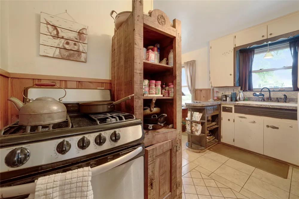 107 Mandalay Lane San Marcos, TX 78666