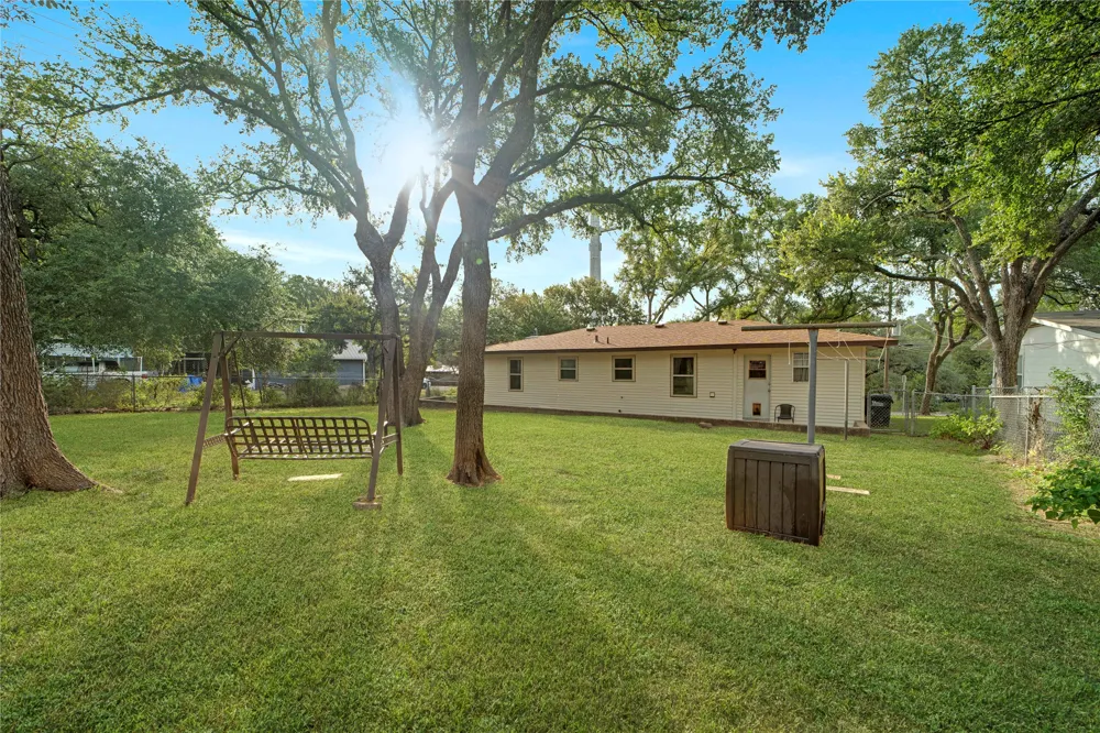 107 Mandalay Lane San Marcos, TX 78666