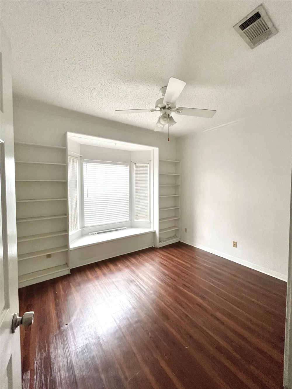 3111 Tom Green Street #302 Austin, TX 78705