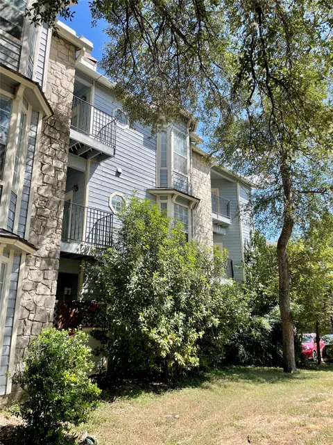 3111 Tom Green Street #302