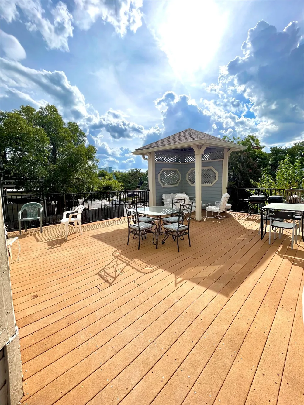3111 Tom Green Street #302 Austin, TX 78705