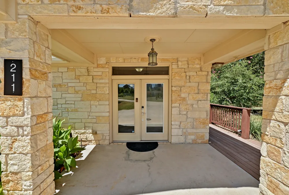 211 Moore Lane Cedar Park, TX 78613
