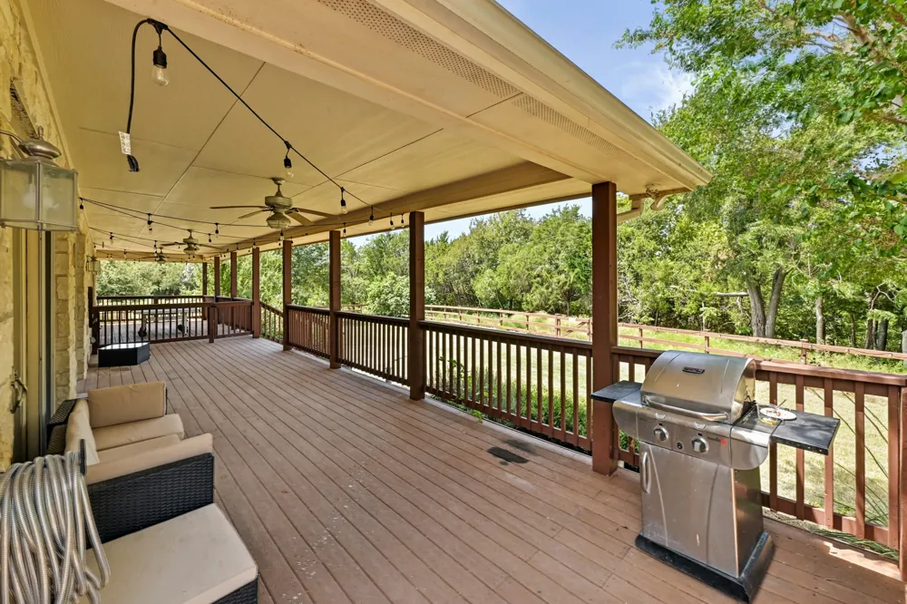 211 Moore Lane Cedar Park, TX 78613