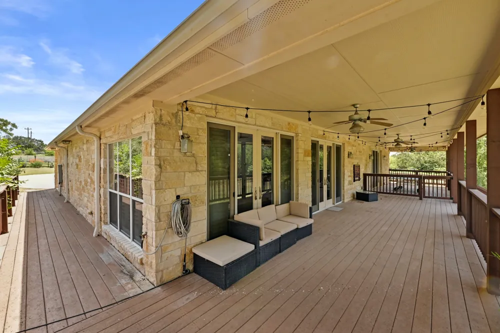 211 Moore Lane Cedar Park, TX 78613