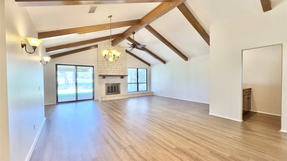 843 Sunfish Street Austin, TX 78734