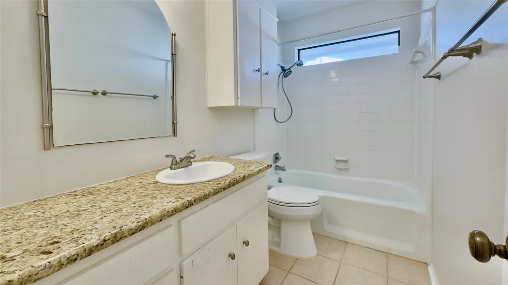 843 Sunfish Street Austin, TX 78734