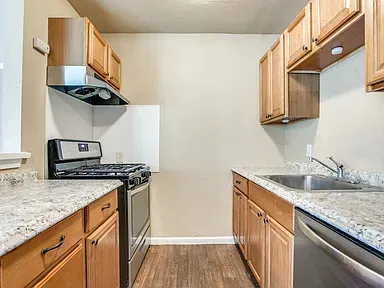 216 LUCAS ST STREET #2 San Antonio, TX 78209
