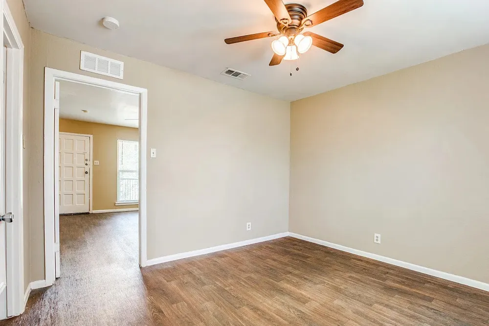 216 LUCAS ST STREET #2 San Antonio, TX 78209