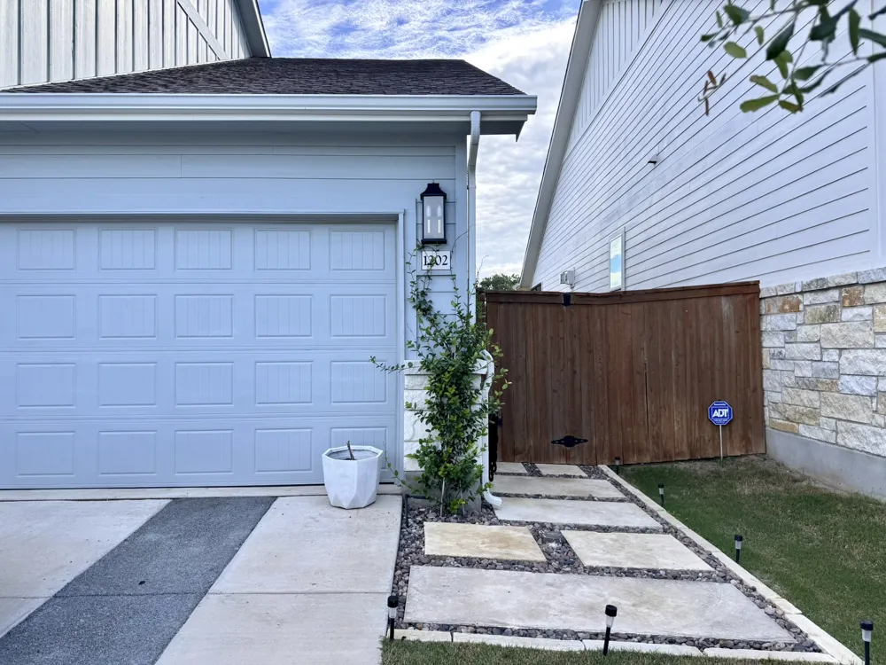 1202 Sage Thrasher Circle Dripping Springs, TX 78620