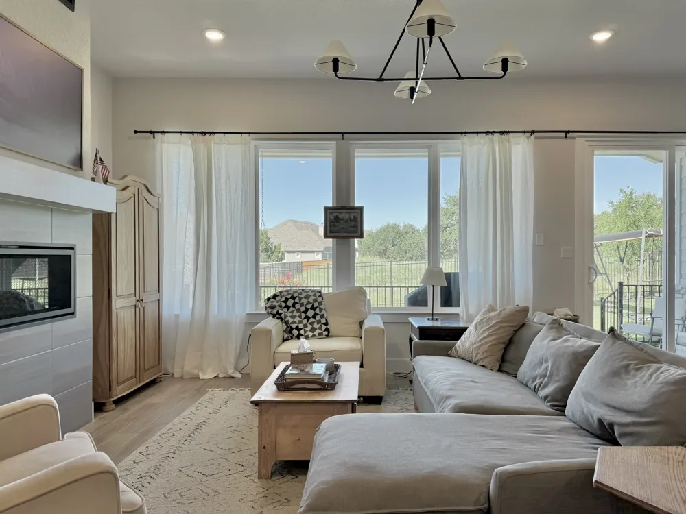 1202 Sage Thrasher Circle Dripping Springs, TX 78620