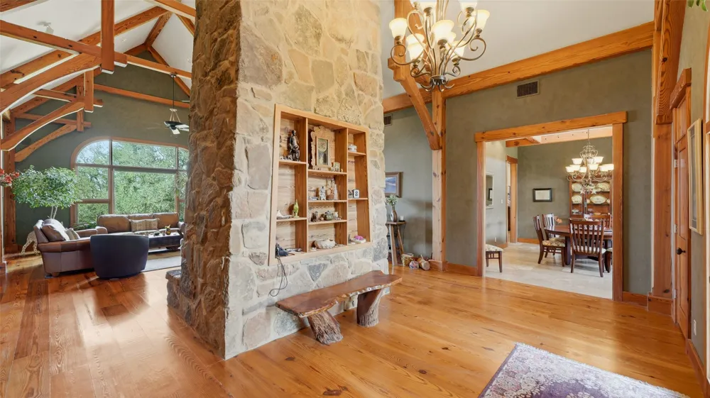 435 Placid Lane Lockhart, TX 78644