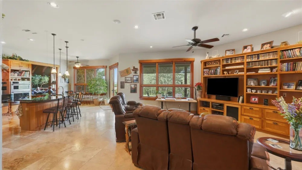 435 Placid Lane Lockhart, TX 78644