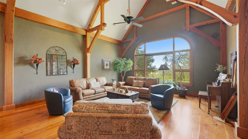 435 Placid Lane Lockhart, TX 78644