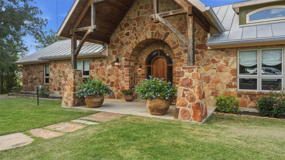 435 Placid Lane Lockhart, TX 78644