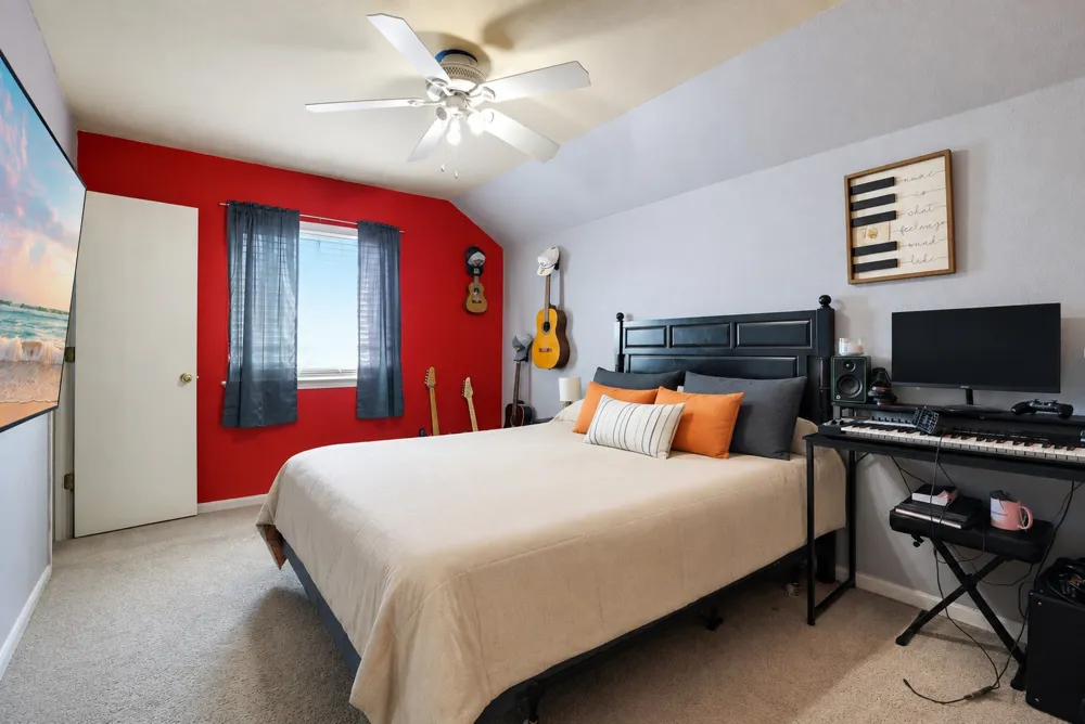216 Sunshadow Drive Lockhart, TX 78644