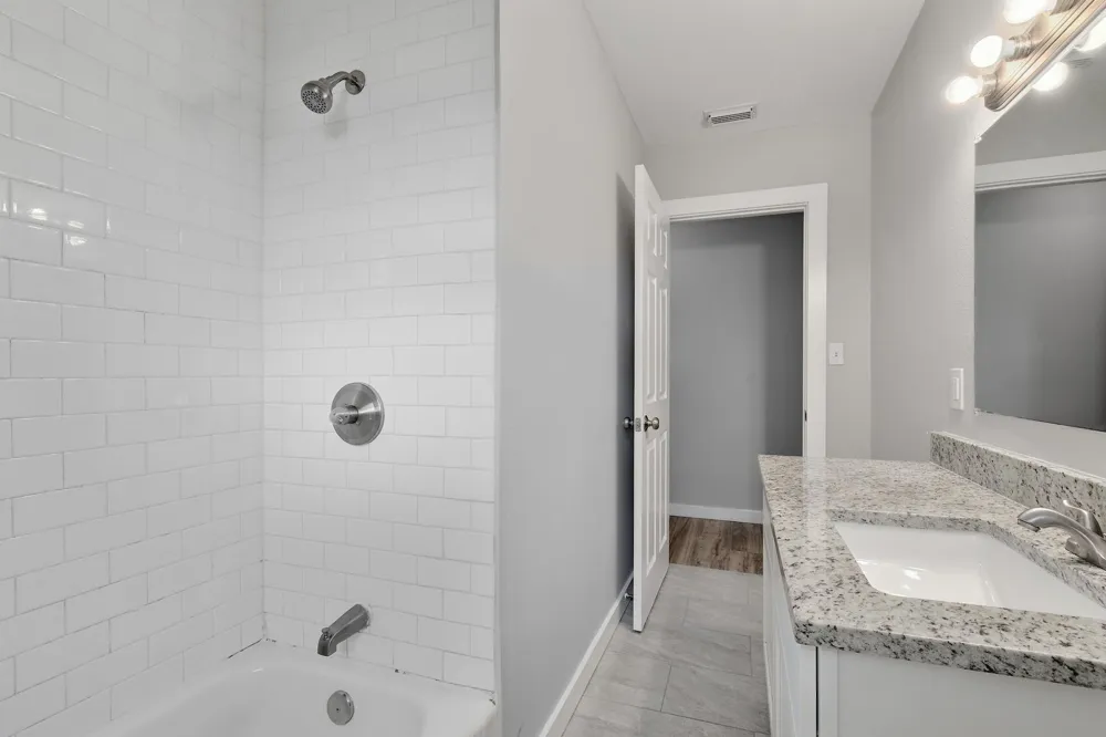 6301 Arnold Drive #A Austin, TX 78723