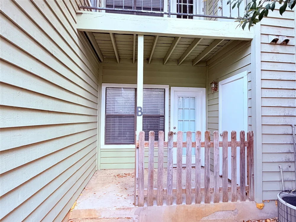 8801 Schick Road #B Austin, TX 78729