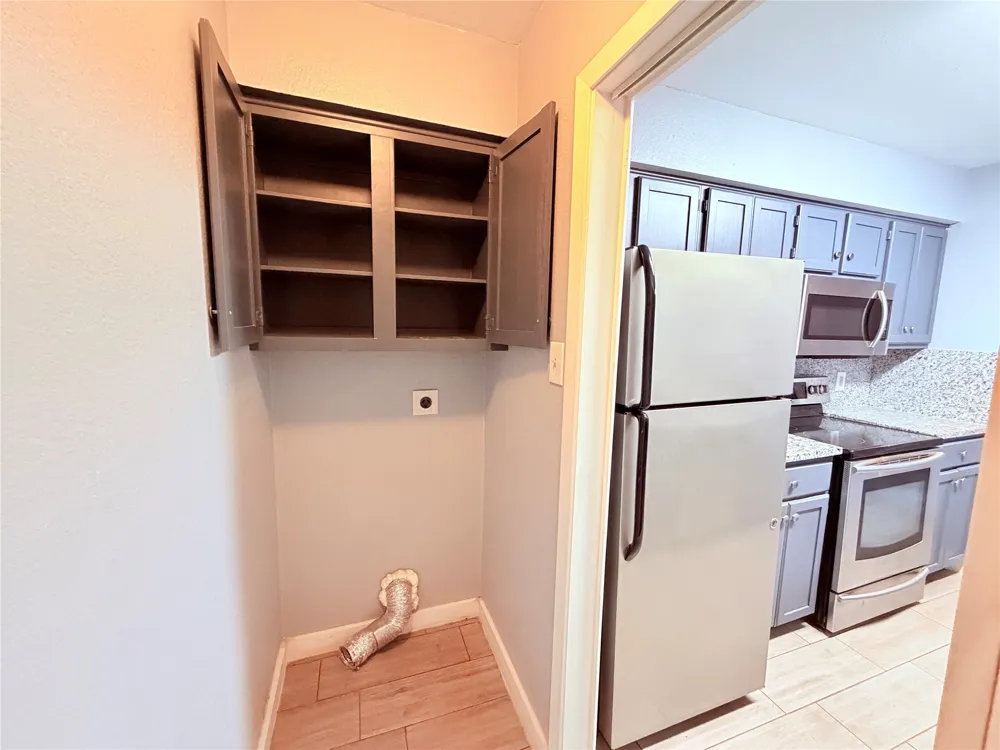 8801 Schick Road #B Austin, TX 78729